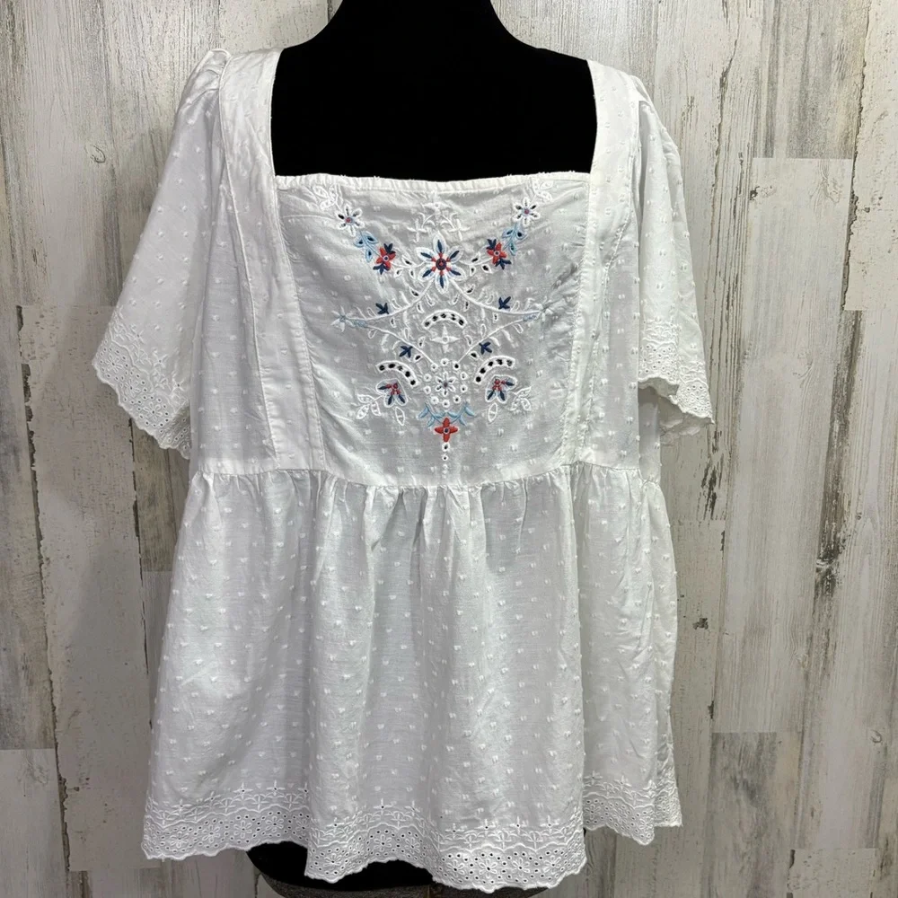 Old Navy Plus Size White Embroidered Eyelet Dot Peplum Boho‎ Peasant Top